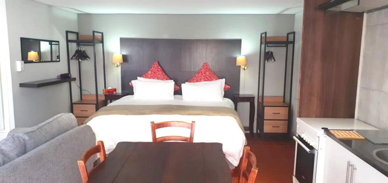 הילטון Gateside Guesthouse מראה חיצוני תמונה