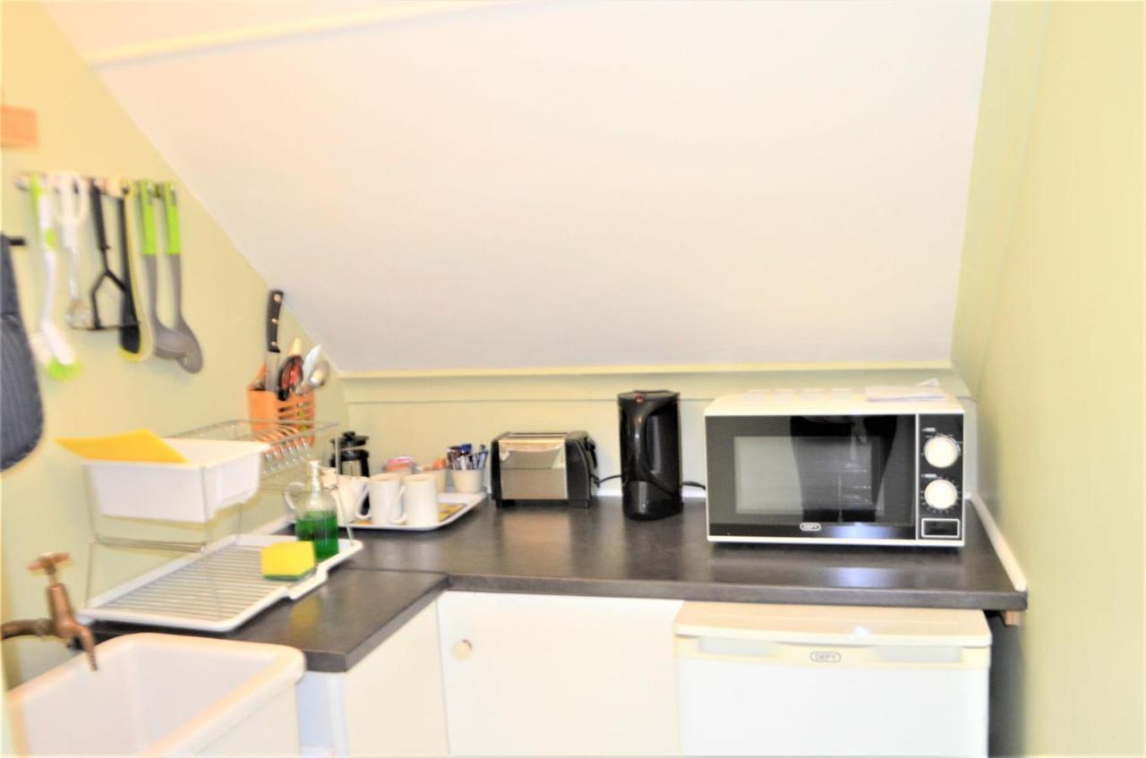 הילטון Gateside Guesthouse מראה חיצוני תמונה