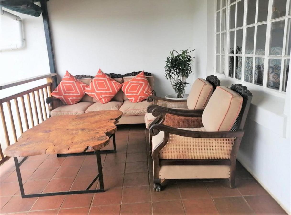 הילטון Gateside Guesthouse מראה חיצוני תמונה