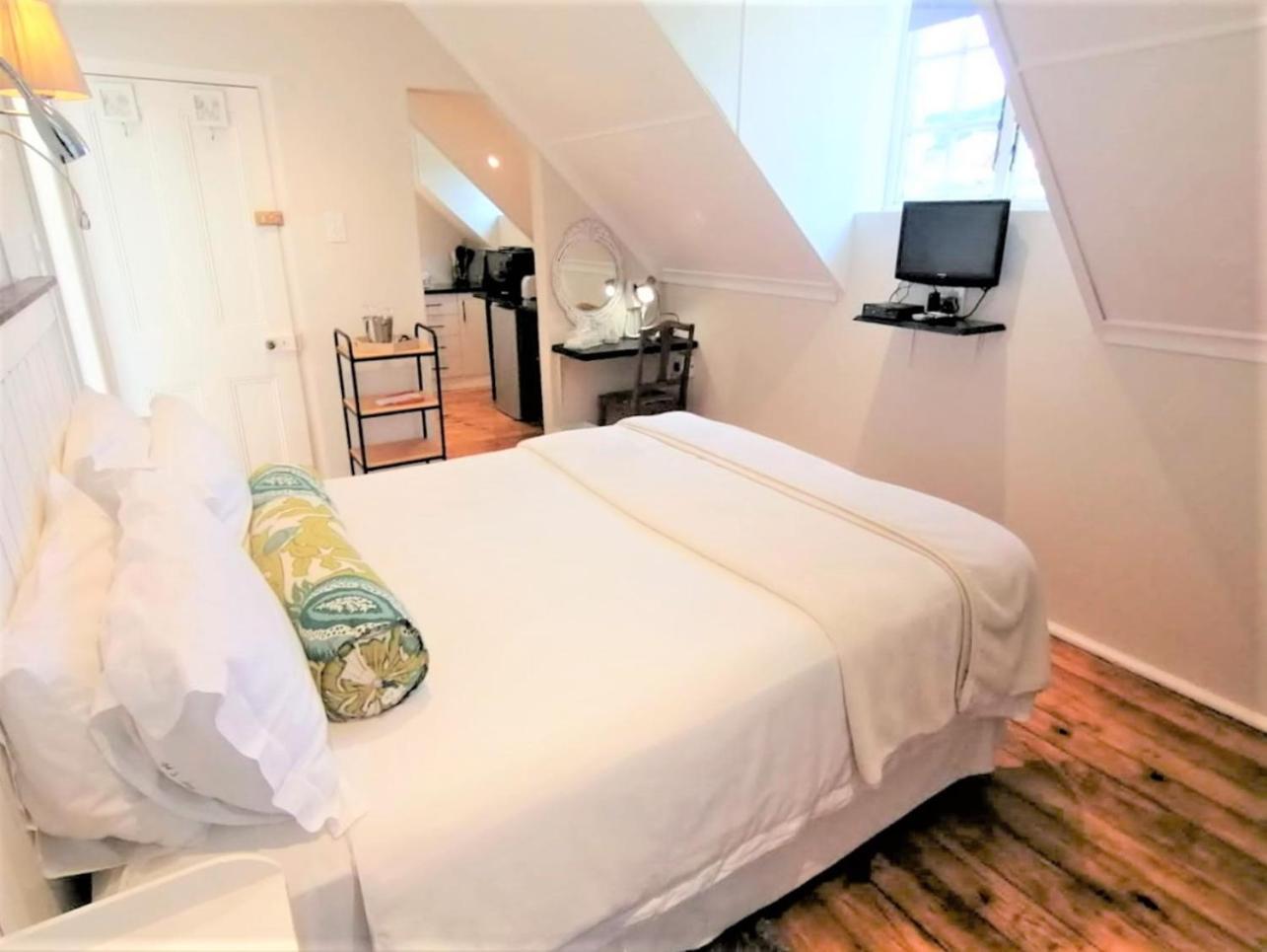 הילטון Gateside Guesthouse מראה חיצוני תמונה